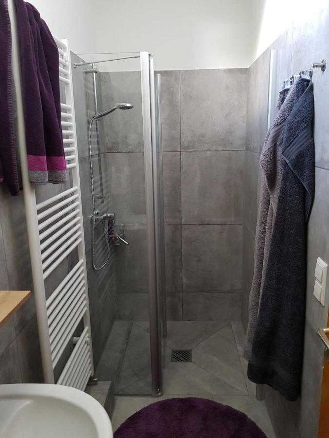 גונדלפינגן Ferienhaus Brenzblick מראה חיצוני תמונה